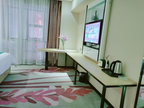 Shared lounge/TV area, Mosi Hotel, Zhongshan