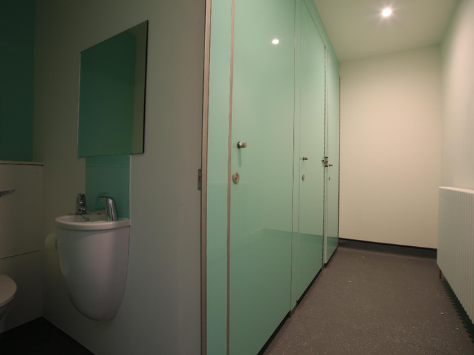 Bathroom 4, Murray Library Hostel, Fife