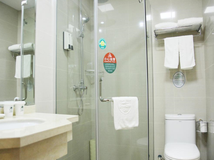 Bathroom 5, GreenTree Inn Suqian Xiangwang Guli South Xingfu R, Suqian
