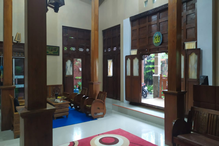 Public Area 2, Rumah Nenek, Karanganyar