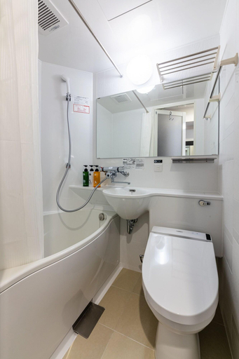 Bathroom 4, Apa Hotel Fukuoka Tenjin Nishi, Fukuoka