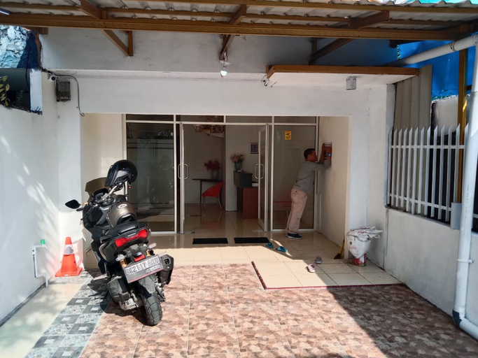 Exterior & Views, Elite Homestay Medan RedPartner, Medan