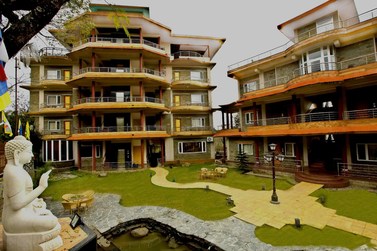 Public Area 2, Quartz Himalayan Brothers, Kangra