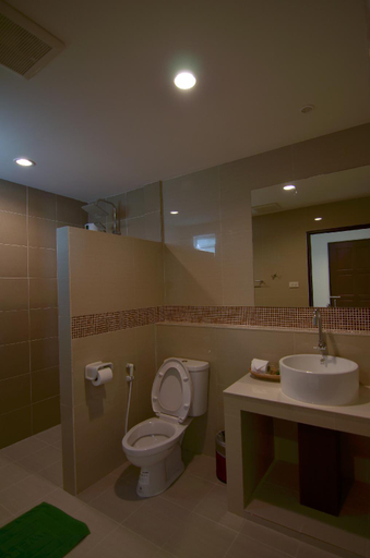 Bathroom 4, Nakara Long Beach Resort, Ko Lanta