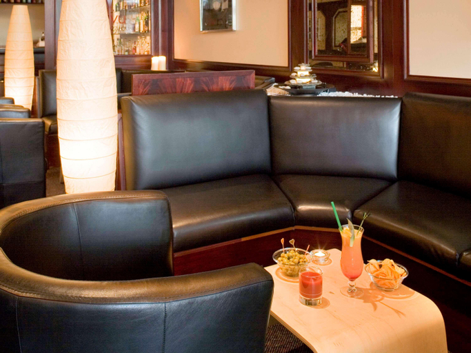 Public Area 3, Mercure Plaza Biel, Biel