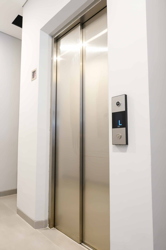 M Cabin Karawaci, Tangerang