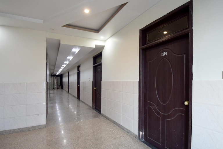 Public Area 2, Hotel Sky Inn, Jaipur