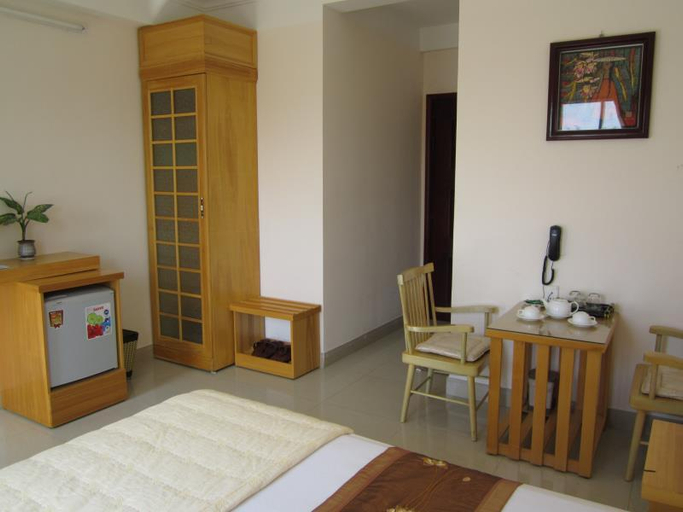 Others 4, Nhiet Doi Hotel, Tuy Hoa