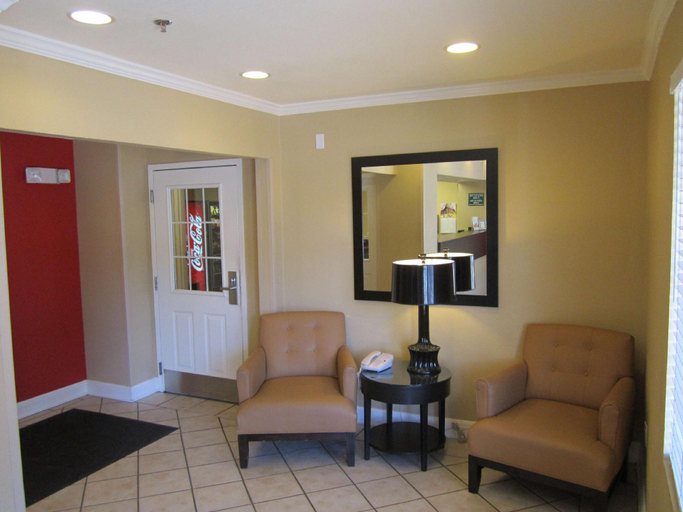 Public Area 2, Orange County – Brea, Orange