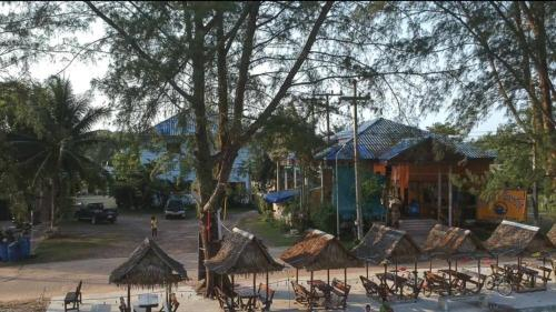 จันทิมารีสอร์ท chanthimaresort บางเบิด ประจวบคีรีขันธ์, Bang Saphan Noi
