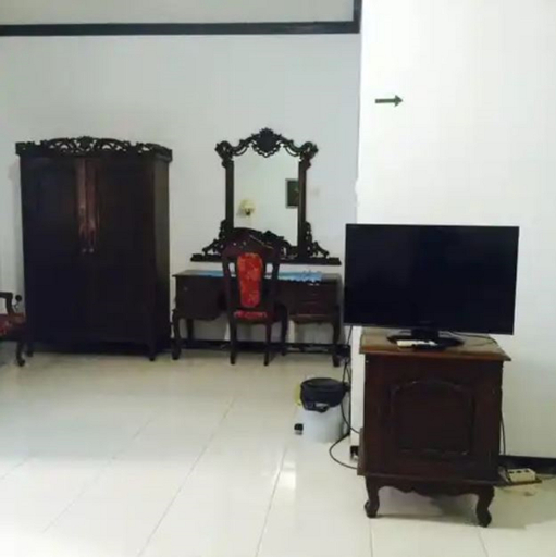 Bedroom 5, Arumbai Hotel, Biak Numfor