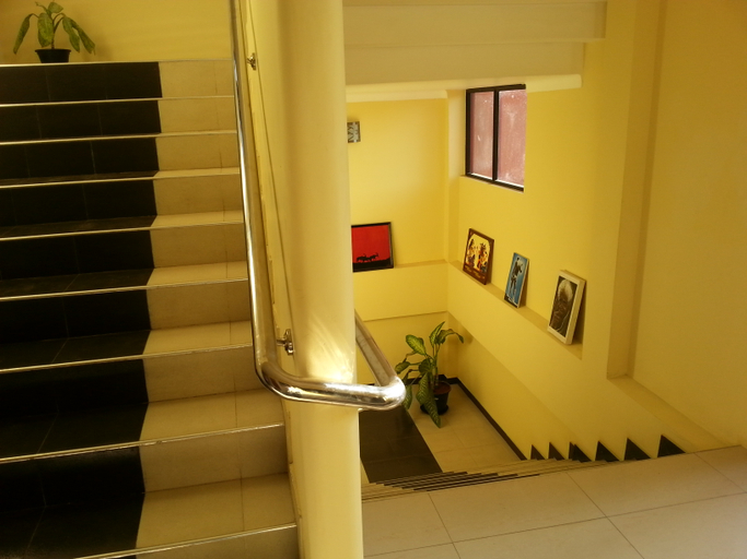 Others 5, Yals town inn, Jaffna