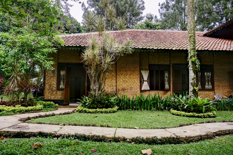 Exterior & Views 2, OYO 90667 Katumbiri Resort, Bogor