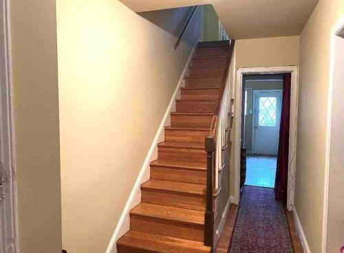 Benning Road Two bedroom with free parking, District of Columbia
