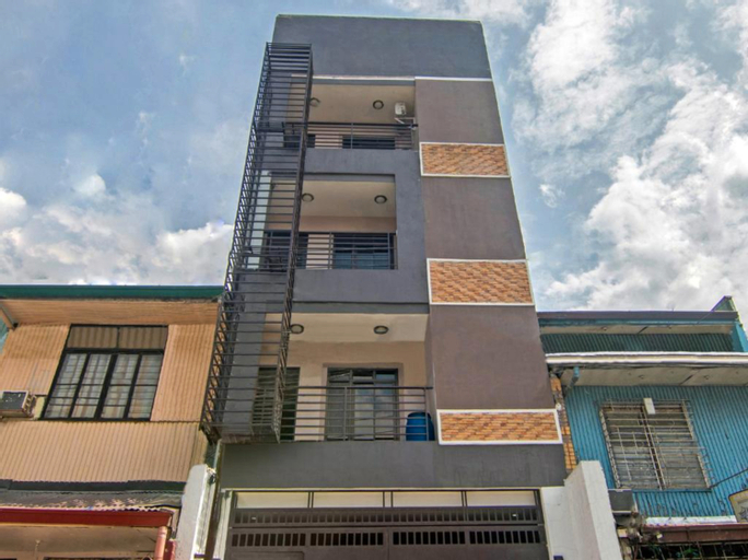 OYO 766 Ichehan Apartments, Manila City