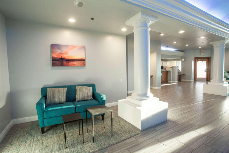 Public Area 3, Tamarack Beach Resort Hotel, San Diego