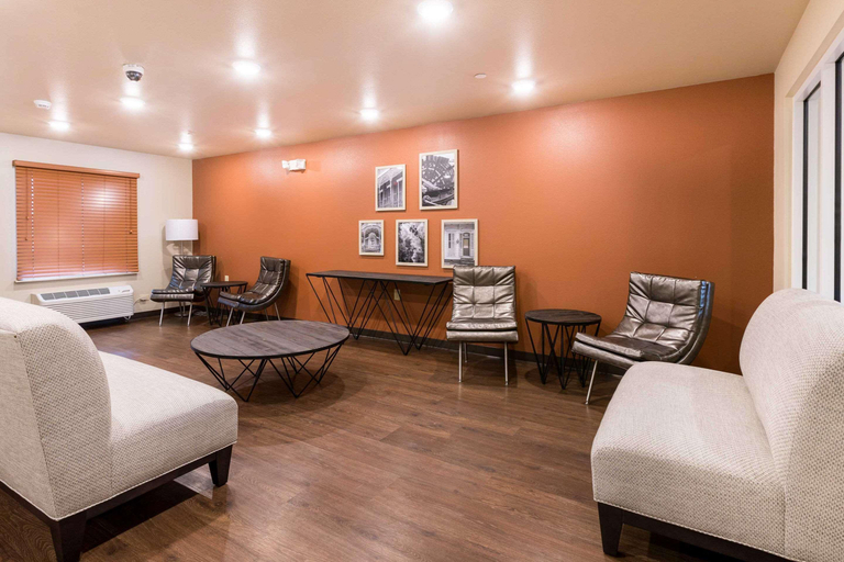 Public Area 2, WoodSpring Suites Lafayette, Lafayette