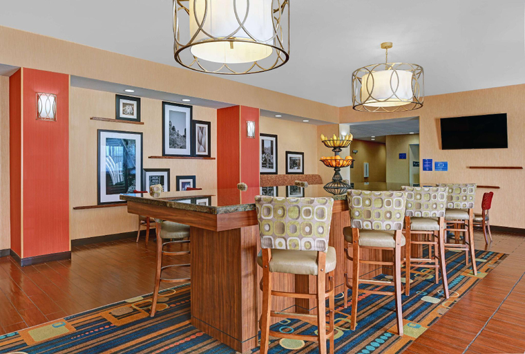 Public Area 2, Hampton Inn Deming, Luna