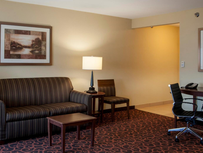 Public Area 2, Hampton Inn & Suites Watertown, Codington