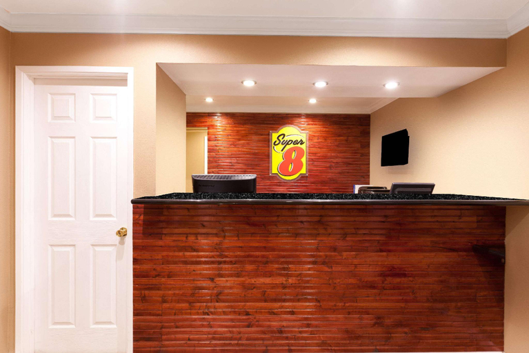 Public Area 3, Super 8 by Wyndham Buttonwillow, Kern