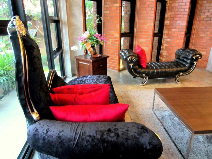 Public Area 3, De Aerng Boutique Hotel, K. Doi Lo