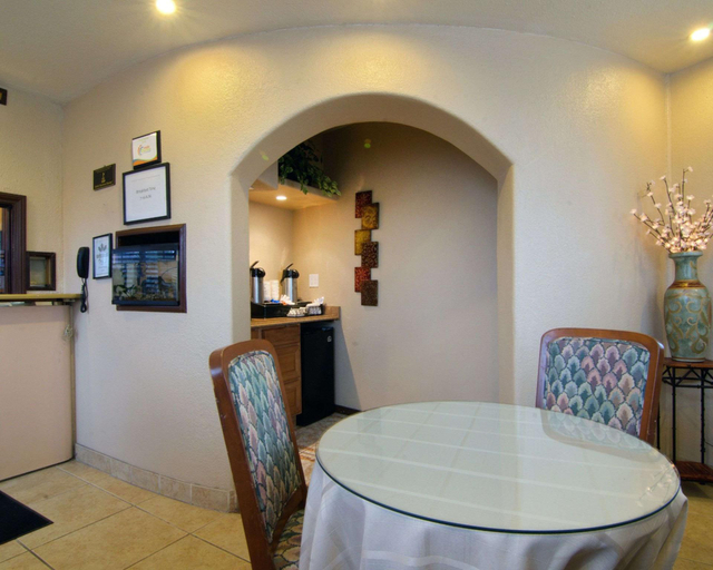 Public Area 2, Rodeway Inn near Coachella, Riverside