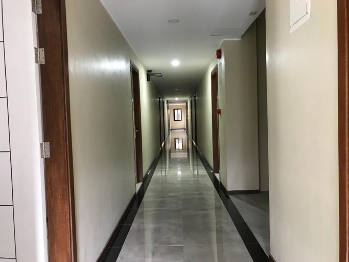 Public Area 2, Answer Hotel, Puerto Galera