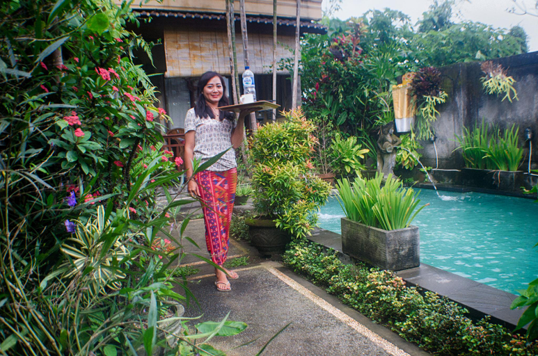 Food & Drinks 3, Rumah Roda, Gianyar