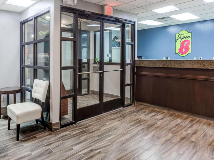 Public Area 2, Super 8 by Wyndham Murfreesboro, Rutherford