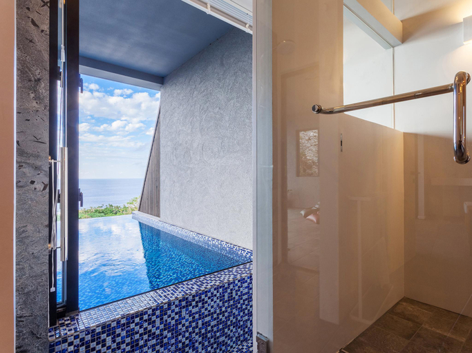 Bathroom 4, Hanalee Villa Kouri, Nakijin