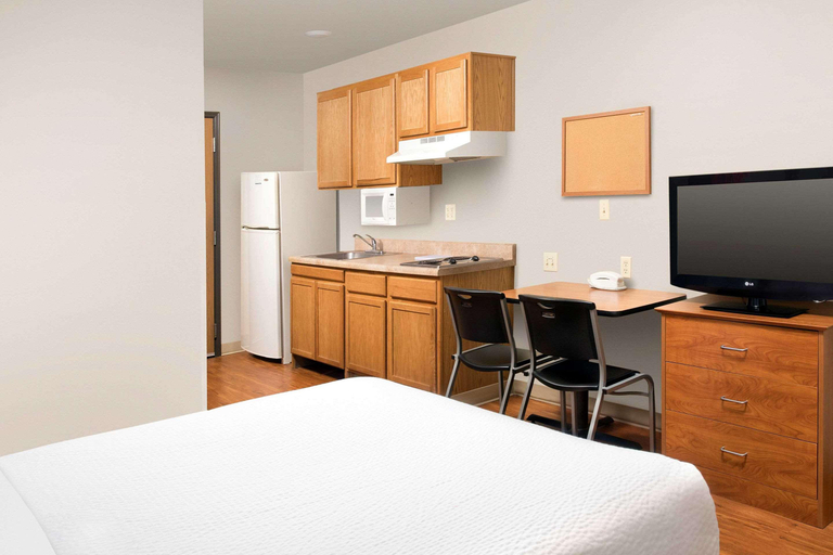 Bedroom 3, Woodspring Suites Provo American Fork, Utah