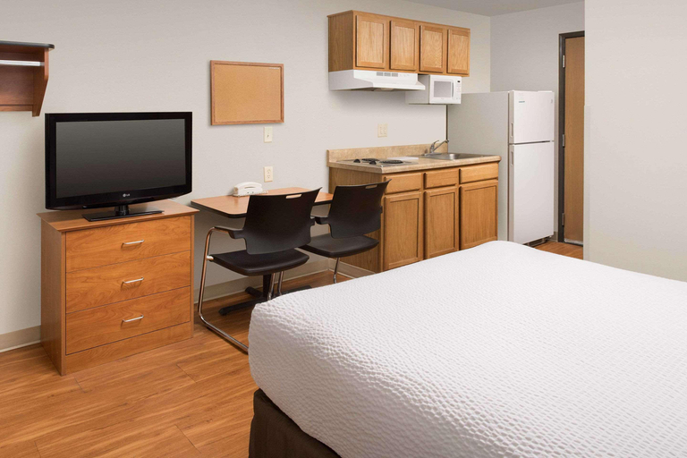 Bedroom 3, Woodspring Suites Provo American Fork, Utah