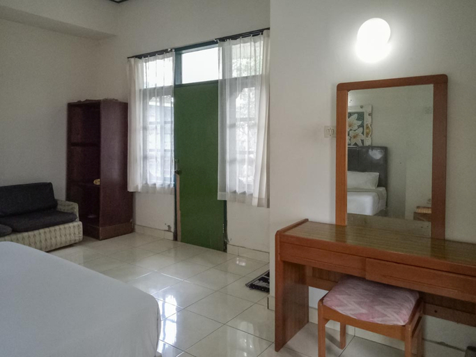 Others 4, DATON HOUSE near Bali Zoo Ubud Mitra RedDoorz, Gianyar