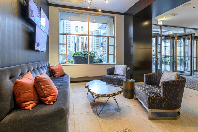 Public Area 3, Kasa Magnificent Mile Chicago, Cook