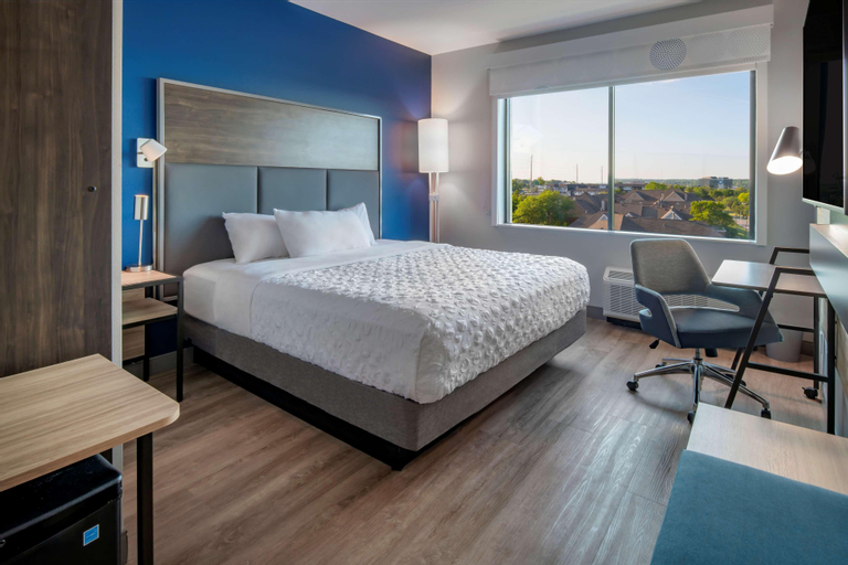 Bedroom 22