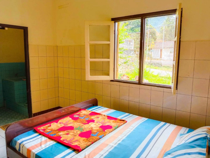 Bedroom 2, Nguntara Gati, Sleman
