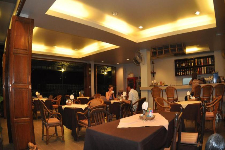 Food & Drinks 2, Choophorn House (SHA), Phuket Island
