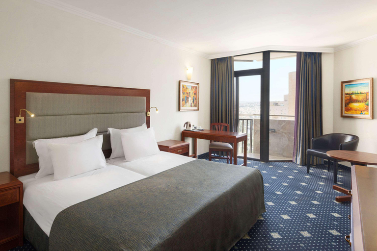 Bedroom 5, Ramada by Wyndham Jerusalem