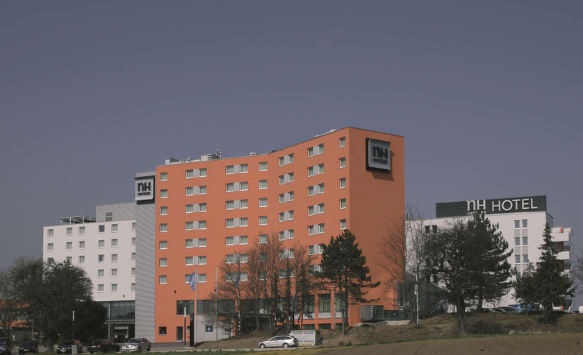 Exterior & Views 2, NH Stuttgart Airport, Esslingen