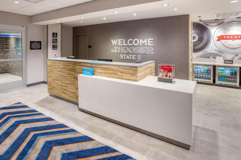 Public Area 2, Hampton Inn by Hilton Bedford, Lawrence