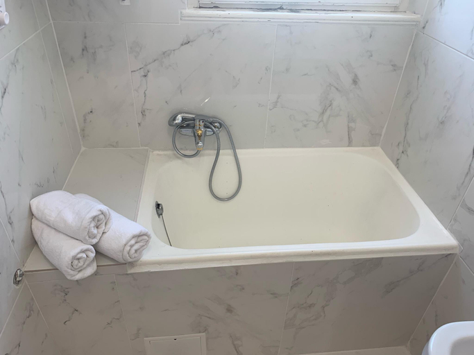 Bathroom 2, Split City Center Apartment, Split