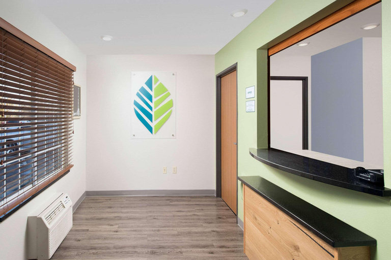 Public Area 2, Extended Stay America Select Suites - Oklahoma City - Southeast, Oklahoma