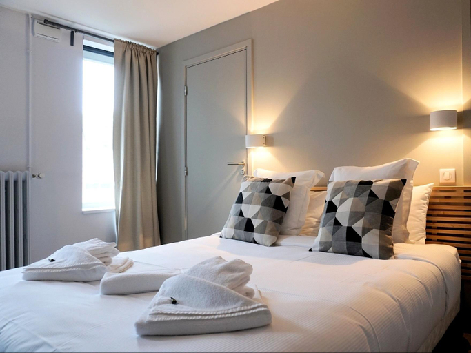 Bedroom 3, LOGIS HOTEL LE CONFLUENT, Puy-de-Dôme