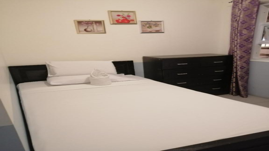 Bedroom 3, RedDoorz @ Bansud Oriental Mindoro, Bansud