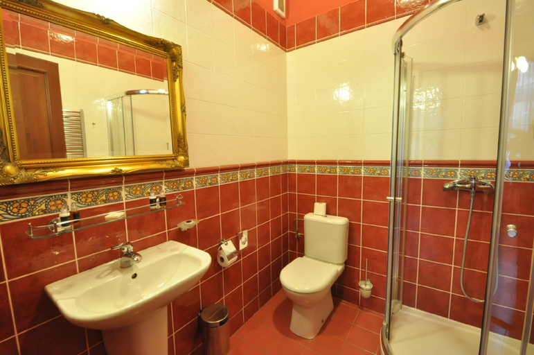 Bathroom 2, Grand Hotel Prague, Jičín