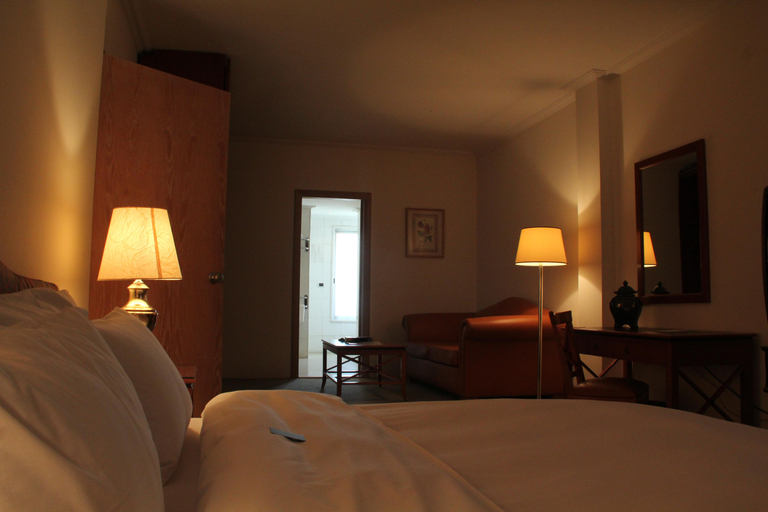 Bedroom, Napoleon Hotel, Beirut