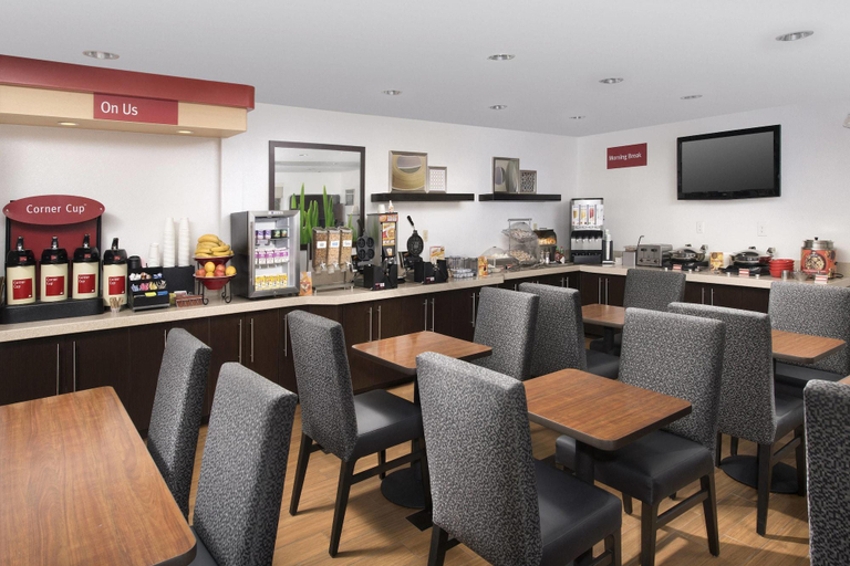Food & Drinks 5, TownePlace Suites Albuquerque Airport, Bernalillo