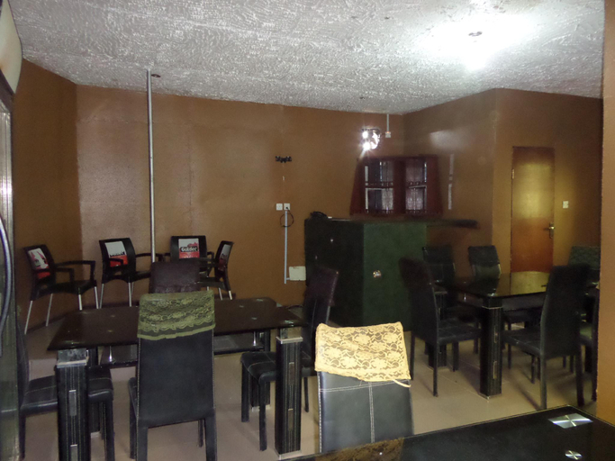 Food & Drinks, Prowess Hotel and Suites, AdoOdo/Ota