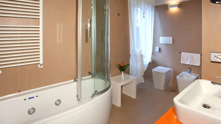 Bathroom, PHI Resort Coldimolino - Country House, Perugia