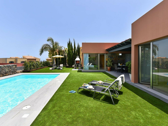 Others 4, Villa in San Bartolome with Private Pool, Las Palmas